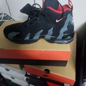 Nike Black and Red Sneakers